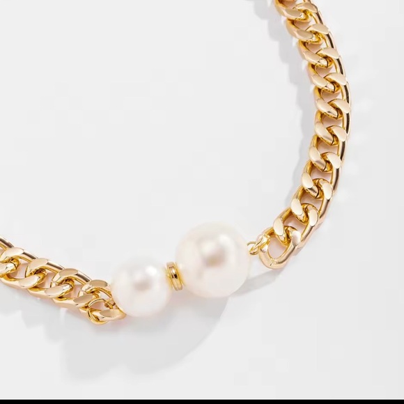 Anthropologie Ginevra Pearl Gold Chain Statement Necklace - Picture 3 of 7